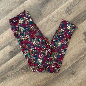 Fall colored LulaRoe one size leggings